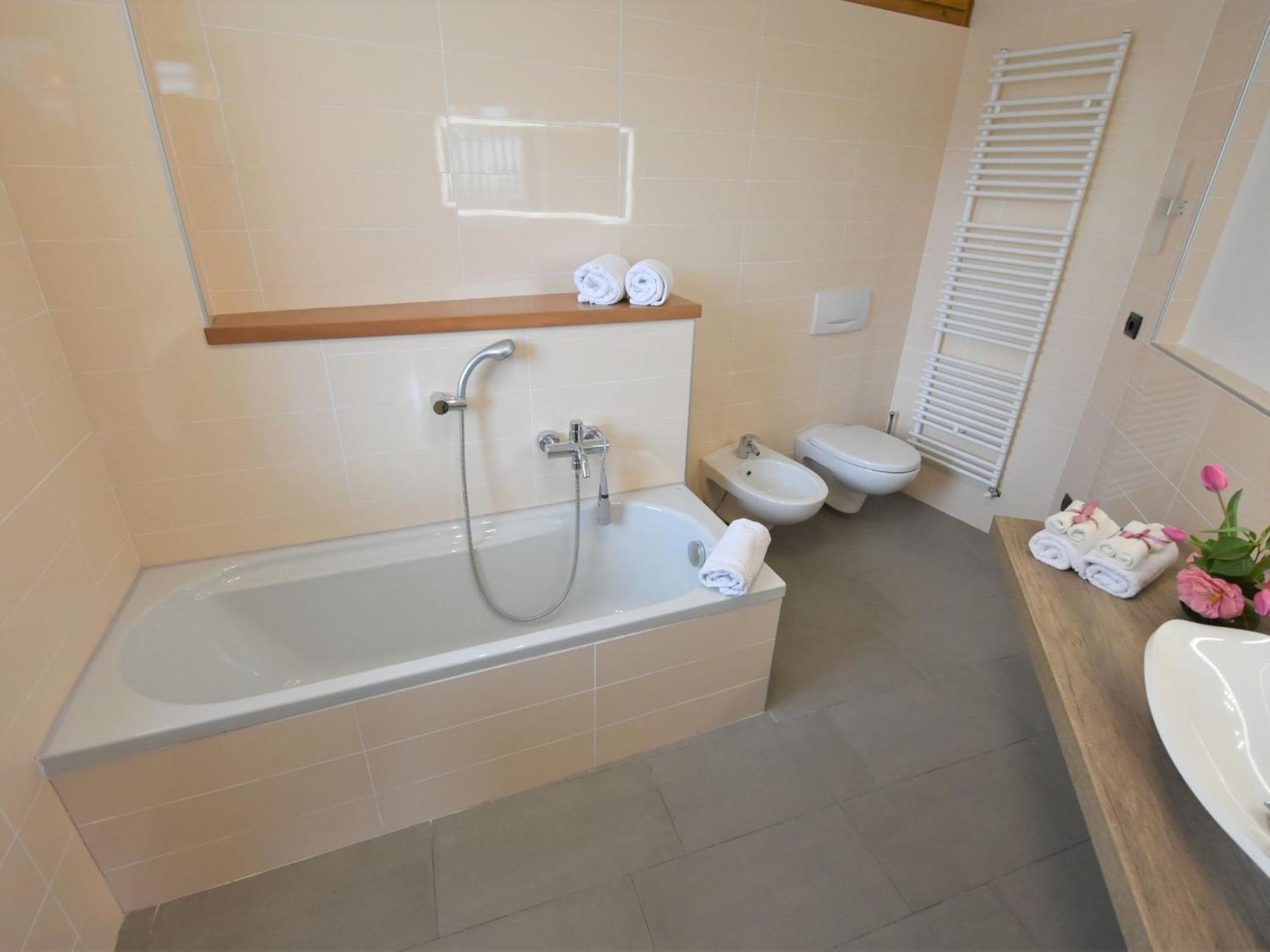 Apartment Valley View Pool Apartment By Interhome Ardenno المظهر الخارجي الصورة